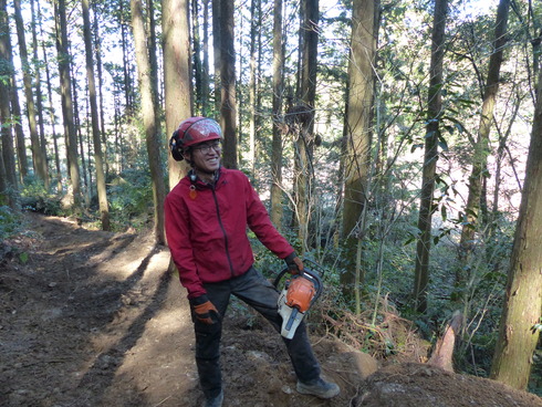 里山で実践、自然体の自伐型林業